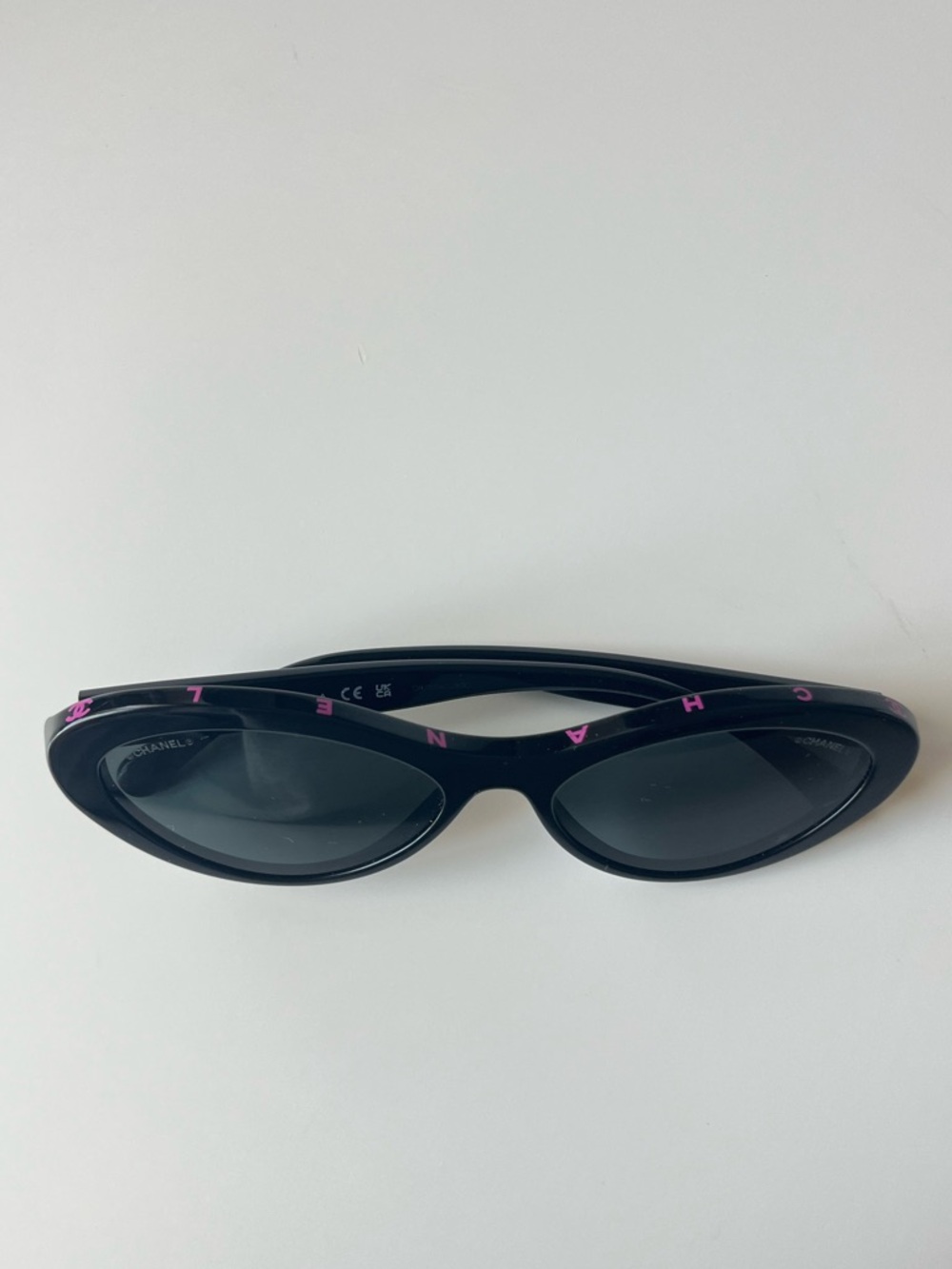 CHANEL 5416 Oval Logo Sunglasses